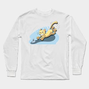 CAT FOLLOWING A MOUSE Funny Kitty Long Sleeve T-Shirt